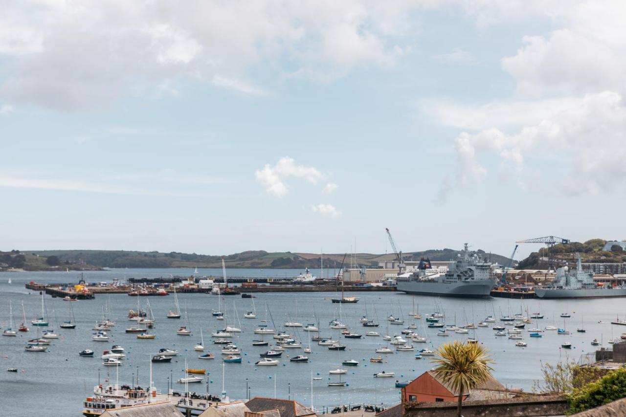 Stunning Views Over The Beautiful Falmouth Harbour Kültér fotó